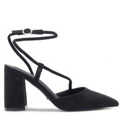 Czółenka DeeZee. Czarne czółenka DeeZee, bez wzorów, bez obcasa, bez zapięcia. Za 77.99 zł.