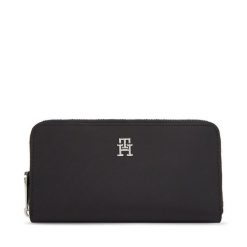 Duży Portfel Damski Tommy Hilfiger. Czarne portfele Tommy Hilfiger, bez wzorów. Za 219.99 zł.