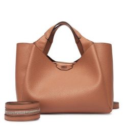 Torebka DKNY. Brązowe torebki klasyczne DKNY, bez wzorów, klasyczne, bez dodatków. Za 659.99 zł.