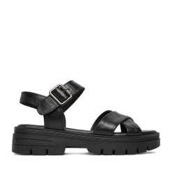 Sandały Lasocki. Czarne sandały Lasocki, bez wzorów, bez obcasa, na płaskiej podeszwie, bez zapięcia. Za 169.99 zł.