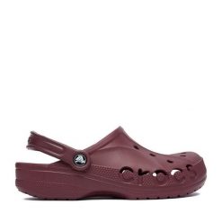 Klapki Crocs. Czerwone klapki Crocs, bez wzorów, bez obcasa, bez zapięcia. Za 199.99 zł.