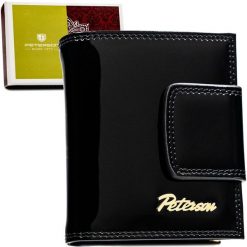 Mały portfel Peterson PTN LJ-42329 czarny. Czarne portfele Peterson, bez wzorów, ze skóry. Za 119.99 zł.
