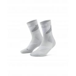 Damskie skarpetki kompresyjne do połowy łydki sportowe z wełną Merino Core. Białe skarpetki CEP, bez wzorów, z elastanu. Za 69.00 zł.