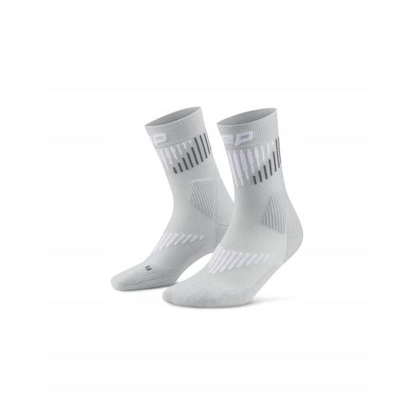 Damskie skarpetki kompresyjne do połowy łydki sportowe z wełną Merino Core. Białe skarpetki CEP, bez wzorów, z elastanu. Za 172.50 zł.