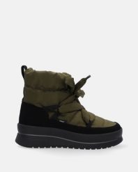 ZIELONE ŚNIEGOWCE Z MARSZCZONĄ CHOLEWKĄ 8724 IRON VERDE. Zielone botki Venezia, bez wzorów, bez obcasa, bez zapięcia. Za 369.00 zł.