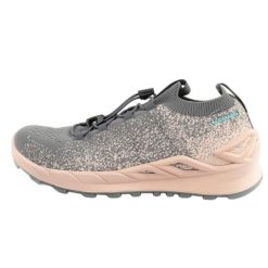 Buty sportowe Lowa Fusion Low 320415 9707 szaro-różowe szare. Szare buty treningowe na lato, bez wzorów, z materiału, bez zapięcia. Za 414.66 zł.