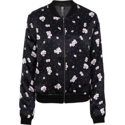 Satynowa kurtka bomberka bonprix czarny w kwiaty. Kurtki marki QUECHUA. Za 119.99 zł.