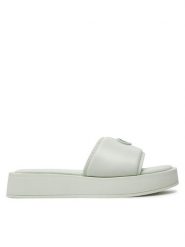 Calvin Klein Klapki Flatform Slide Relock Lth HW0HW02049 Zielony. Zielone klapki Calvin Klein, bez wzorów, ze skóry, bez obcasa, bez zapięcia. Za 659.99 zł.