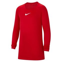 Koszulka Termoaktywna Juniorska Nike First Layer. Białe bielizna termoaktywna damska Nike, bez wzorów, bez ramiączek, do piłki nożnej. Za 97.85 zł.