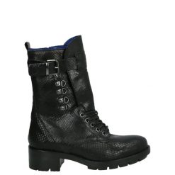BOTKI Z NACINANEJ SKÓRY PATRIZIA COB NER. Botki Venezia, bez wzorów, ze skóry, bez obcasa, bez zapięcia. Za 299.00 zł.