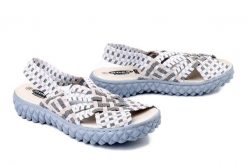 ROCK SPRING Dakota rose platinum, sandały damskie. Białe sandały Rock Spring, bez wzorów, rockowe, bez obcasa, bez zapięcia. Za 174.17 zł.