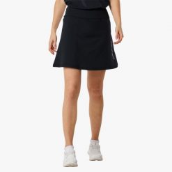 Spódnica treningowa damska Swedemount Core 2-In-1 Skirt szybkoschnąca. Czarne spódnice SWEDEMOUNT, bez wzorów, sportowe, sportowe. Za 147.00 zł.