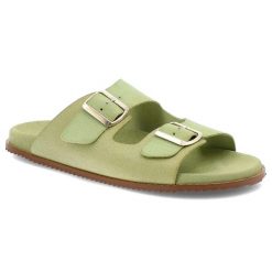 Klapki damskie HEE, na platformie skórzane z klamrami klasyczne, gruszowe, 25050. Zielone klapki Hee, bez wzorów, z zamszu, eleganckie, bez obcasa, na platformie, bez zapięcia. Za 249.00 zł.