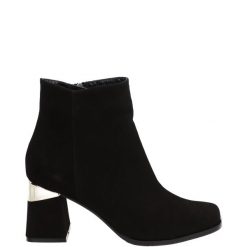 ZAMSZOWE BOTKI 3225 81 BLACK. Czarne botki Venezia, bez wzorów, ze skóry, bez obcasa, bez zapięcia. Za 279.00 zł.