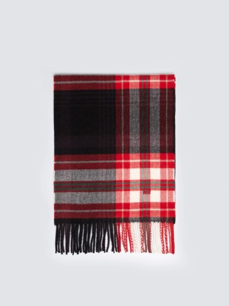 Szal w kratę czerwony Remi 603. Czerwone szaliki i kominy BIG STAR, bez wzorów, z tkaniny, eleganckie. W wyprzedaży za 99.99 zł.