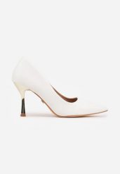 Białe Szpilki VICES z Wkładką ze Skóry Naturalnej i Metalicznym Akcentem Oshiera. Białe szpilki Born2be, z aplikacjami, z jeansu, eleganckie, bez obcasa, na szpilce, bez zapięcia. Za 99.99 zł.