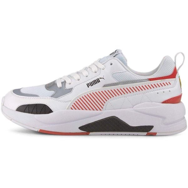 Buty sportowe Puma Ferrari Race X Ray 2. Białe buty sportowe lifestyle Puma, bez wzorów, bez zapięcia, na fitness i siłownię. W wyprzedaży za 390.00 zł.