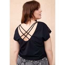 Bluzka Damska Belissa Plus Size Czarny. Czarne bluzki blue shadow, plus size, bez wzorów, z bawełny, bez kołnierzyka, plus size, bez ramiączek. Za 139.90 zł.