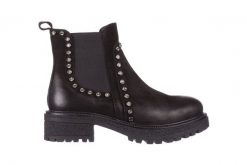 Botki Bayla-161 050-0504 Black Nubuck, Czarny, Skóra naturalna. Czarne botki Bayla, bez wzorów, z nubiku, bez obcasa, na płaskiej podeszwie, bez zapięcia. W wyprzedaży za 199.00 zł.