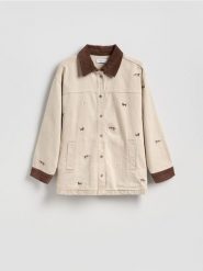 Jeansowa kurtka z haftem - beżowy. Brązowe kurtki Reserved, l, bez wzorów, z denimu, bez kaptura. Za 229.99 zł.