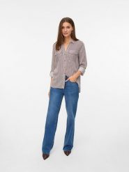 Vero Moda Koszula w kolorze białym rozmiar: XS. Białe koszule Vero Moda, xs, bez wzorów, z wiskozy, bez kołnierzyka, bez ramiączek. Za 66.00 zł.