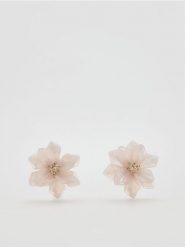 Kolczyki w kształcie kwiatów - pastelowy róż. Czerwone kolczyki Reserved. Za 59.99 zł.