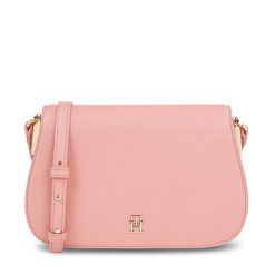 Torebka Tommy Hilfiger. Czerwone listonoszki Tommy Hilfiger, bez wzorów, bez dodatków. Za 359.99 zł.