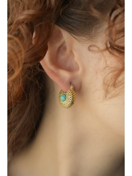 L'Atelier de Gaia Pozłacane kolczyki z turkusami rozmiar: onesize. Żółte kolczyki L'Atelier de Gaia, z turkusem, pozłacane. Za 100.52 zł.