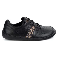 Olivier Damskie buty barefoot model 1773POL Mini Czarne sneakersy. Czarne buty treningowe w ażurowe wzory, ze skóry, bez zapięcia, trekkingowe. Za 453.66 zł.
