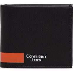 Calvin Klein Jeans portfel skórzany damski kolor czarny. Czarne portfele Calvin Klein Jeans, bez wzorów, z jeansu. Za 289.99 zł.