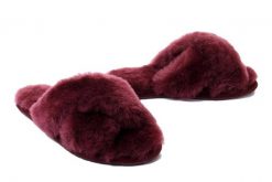 EMU AUSTRALIA W11573 merlot, kapcie damskie. Czerwone kapcie Emu Australia, bez wzorów, ze skóry. Za 319.90 zł.