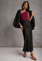 Czarna Koktajlowa Spódnica z Satyny o Rozkloszowanym Kroju Zinnivira. Czarne spódnice Renee, l, bez wzorów, z satyny, eleganckie, maxi, koszulowe. Za 89.99 zł.