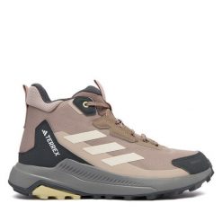 Trekkingi adidas. Brązowe trekkingi adidas, bez wzorów, bez zapięcia, trekkingowe. Za 439.99 zł.