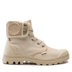 Trapery Palladium. Brązowe traperki Palladium, bez wzorów, bez obcasa, bez zapięcia. Za 319.99 zł.