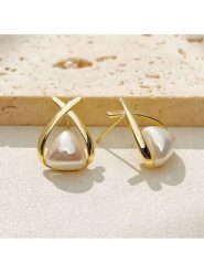 Atelier MIU Pozłacane kolczyki-wkrętki z perłami rozmiar: onesize. Białe kolczyki atelier MIU, z perłą, pozłacane. Za 34.99 zł.