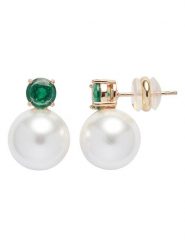 U.S. Polo Assn. Pozłacane kolczyki-wkrętki ze szmaragdami i perłami syntetycznymi rozmiar: onesize. Białe kolczyki U.S. Polo Assn., z perłą, metalowe. Za 65.99 zł.