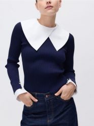 Sweter z ozdobnymi wstawkami - granatowy. Niebieskie swetry Reserved, l, bez wzorów, z dzianiny, bez ramiączek. Za 139.99 zł.