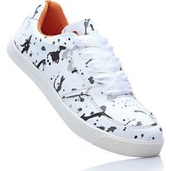 Sneakersy bonprix biały wzorzysty. Buty sportowe lifestyle marki NABAIJI. Za 79.99 zł.