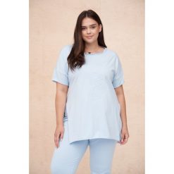 Tunika Damska Letaro Plus Size Błękitny. Niebieskie tuniki blue shadow, plus size, z aplikacjami, z bawełny, sportowe, bez kołnierzyka, bez ramiączek. Za 169.90 zł.