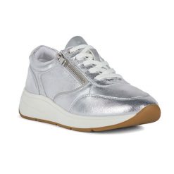 Buty damskie Geox Cristael. Szare buty treningowe Geox, na lato, bez wzorów, z gumy, bez zapięcia. Za 409.99 zł.