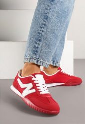 Czerwone Sneakersy Typu Klasyczne Tenisówki Zdobione Przeszyciami Elanioria. Czerwone trampki Renee, z aplikacjami, z jeansu, biznesowe, bez zapięcia. W wyprzedaży za 67.99 zł.