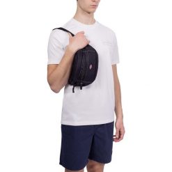Saszetka Dickies Ashville czarna. Czarne nerki i saszetki Dickies, bez wzorów, bez dodatków. Za 147.80 zł.