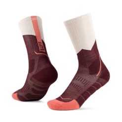 Skarpetki Buff MERINO MW CREW SOCKS MWC1 WINE. Fioletowe skarpetki Buff, bez wzorów, z elastanu. Za 139.90 zł.