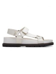 Clarks Skórzane sandały w kolorze białym rozmiar: 40. Białe sandały Clarks, bez wzorów, klasyczne, z otwartym noskiem, bez obcasa, bez zapięcia. Za 221.36 zł.