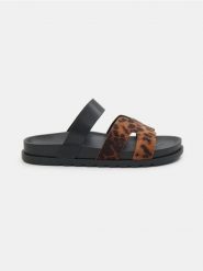 Klapki z panterką - wielobarwny. Klapki Sinsay, bez wzorów, bez obcasa, bez zapięcia. Za 49.99 zł.