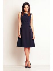 INFINITE YOU Sukienka w kolorze granatowym rozmiar: S. Niebieskie sukienki Infinite You, s, bez wzorów, bez kołnierzyka, bez ramiączek, midi. Za 191.95 zł.