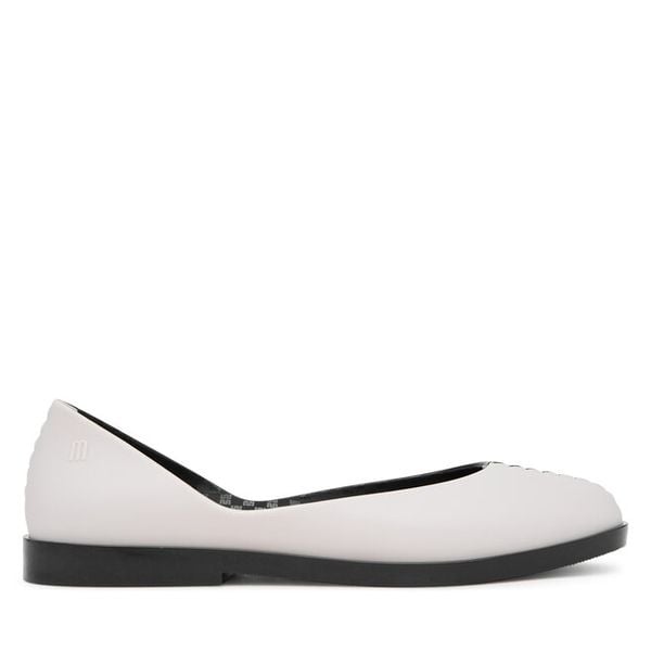 Baleriny Melissa. Czarne baleriny Melissa, bez wzorów, bez obcasa, bez zapięcia. Za 199.99 zł.