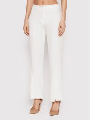 DeeZee Spodnie materiałowe Colleen SPDT0001 Biały Regular Fit. Białe spodnie materiałowe DeeZee, bez wzorów, z materiału. Za 169.99 zł.