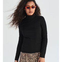 Dopasowana bluzka z golfem - Czarny. Bluzki marki Sinsay. Za 24.99 zł.