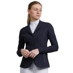 Kurtka do jazdy konnej dla kobiet Premier Equine Evinco. Niebieskie kurtki PREMIER EQUINE, z aplikacjami, ze skóry, eleganckie, bez kaptura. Za 841.20 zł.